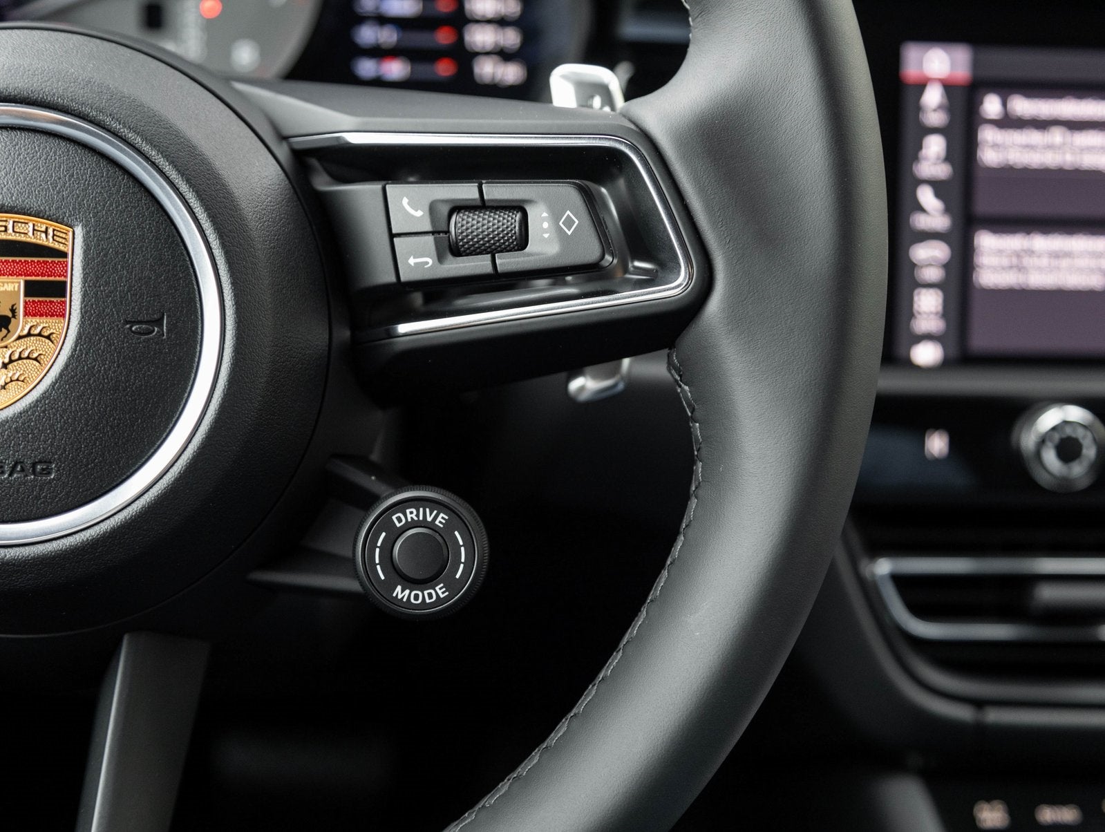 2026 Porsche Macan Macan S