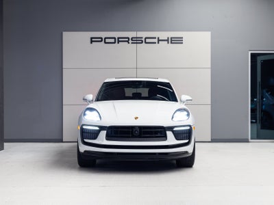 2025 Porsche Macan Macan S