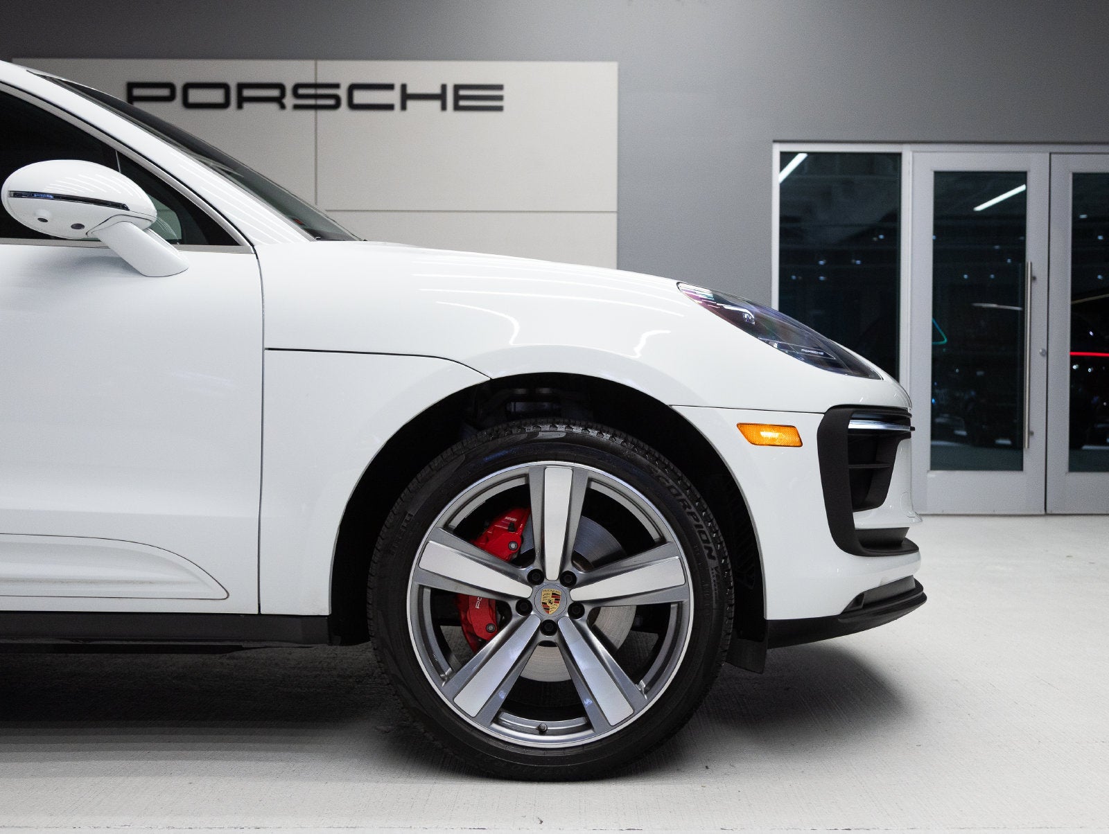 2025 Porsche Macan Macan S