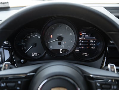2025 Porsche Macan Macan S