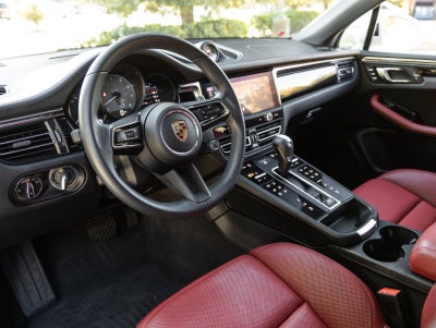 2025 Porsche Macan Macan S