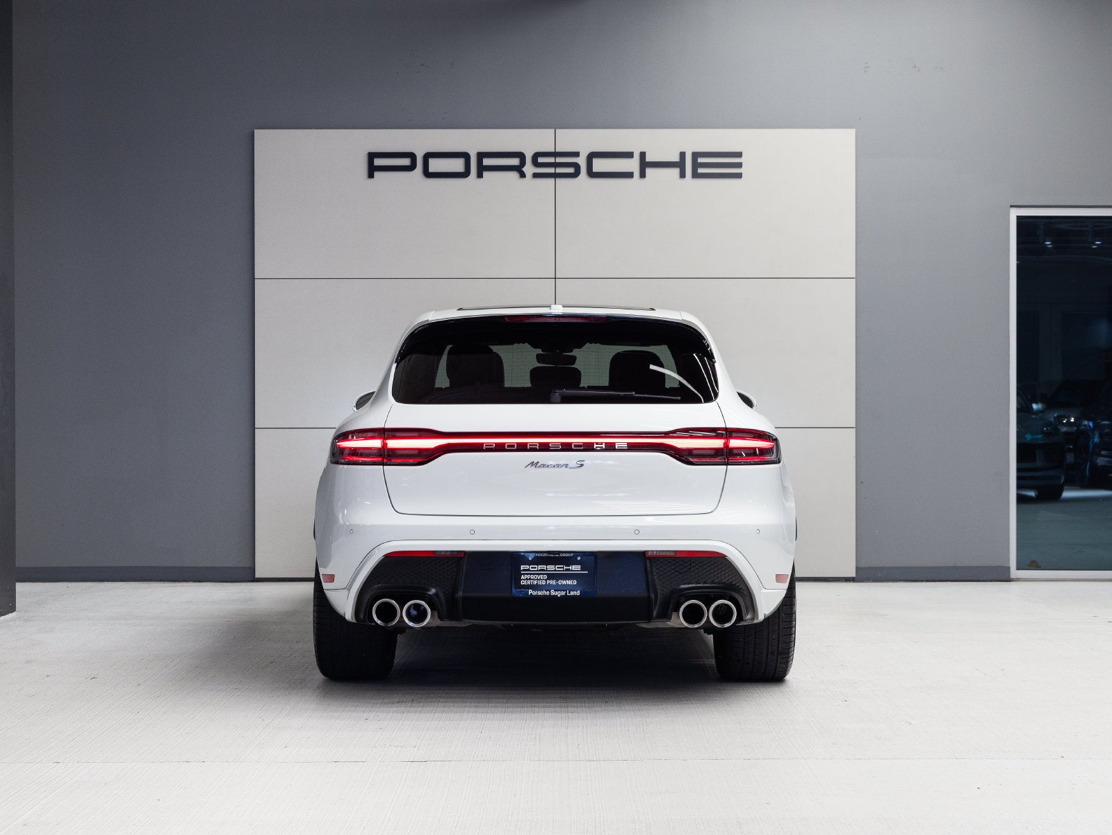 2025 Porsche Macan Macan S
