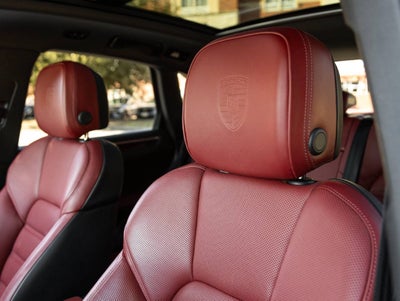 2025 Porsche Macan Macan S