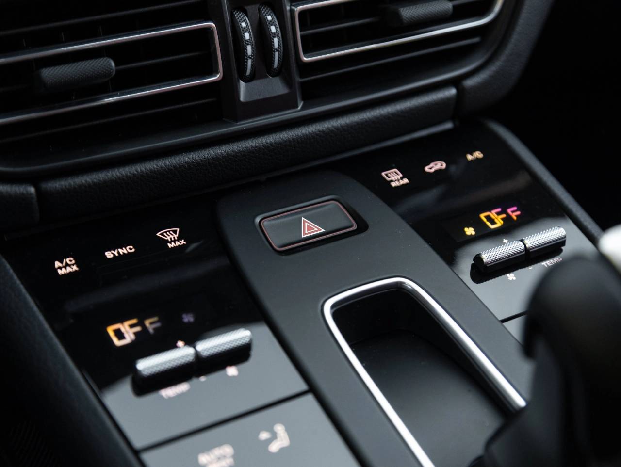 2025 Porsche Macan Macan S