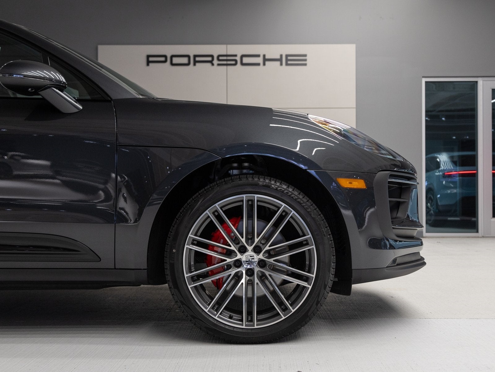 2025 Porsche Macan Macan S