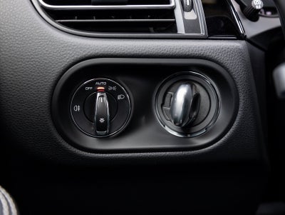 2025 Porsche Macan Macan S