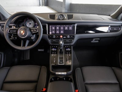 2025 Porsche Macan Macan S