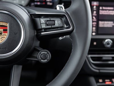 2025 Porsche Macan Macan S