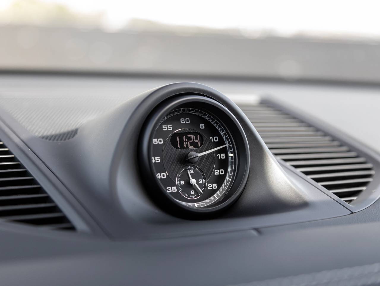 2025 Porsche Macan Macan S