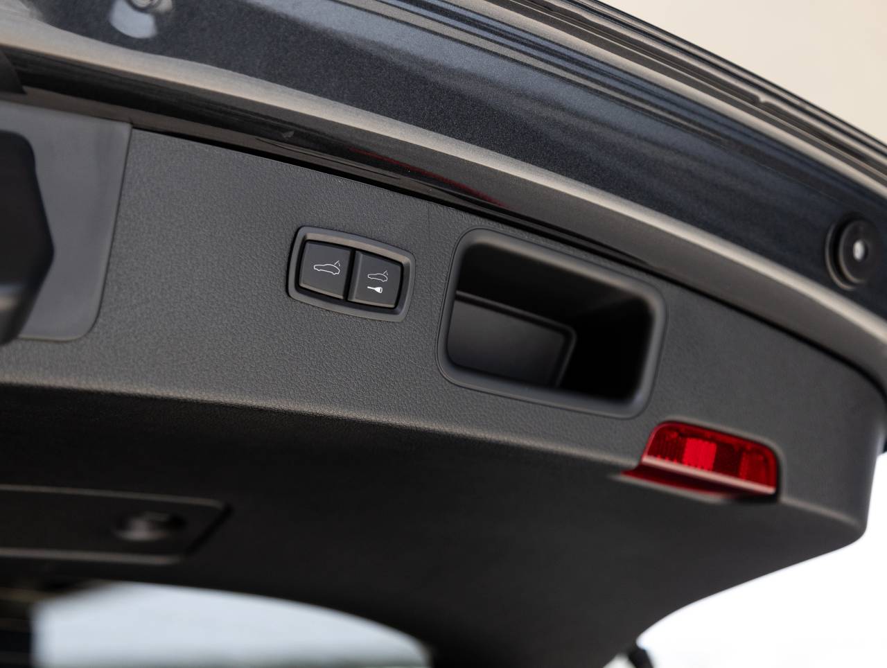 2025 Porsche Macan Macan S