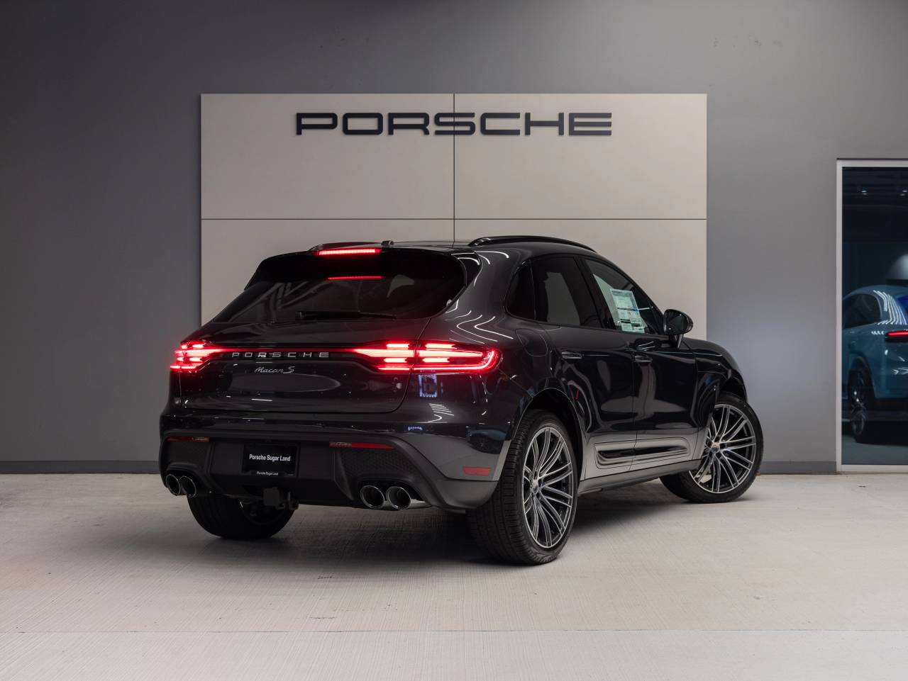 2025 Porsche Macan Macan S