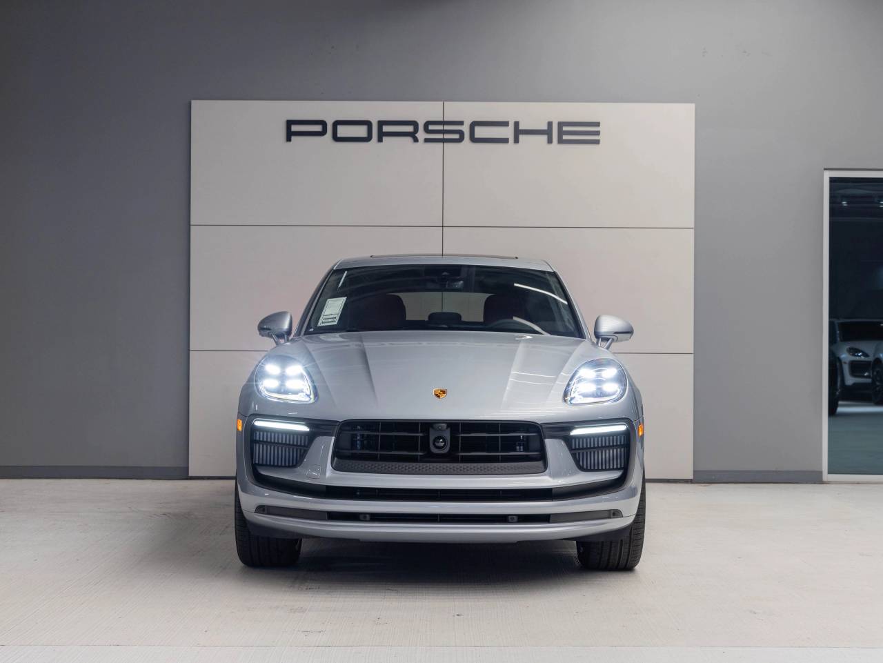 2025 Porsche Macan Macan S