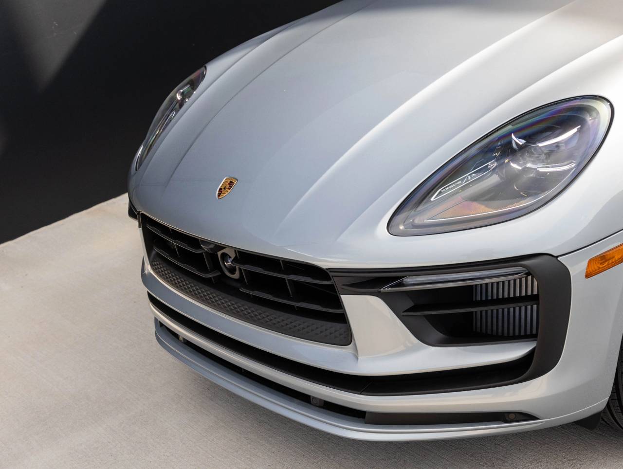 2025 Porsche Macan Macan S