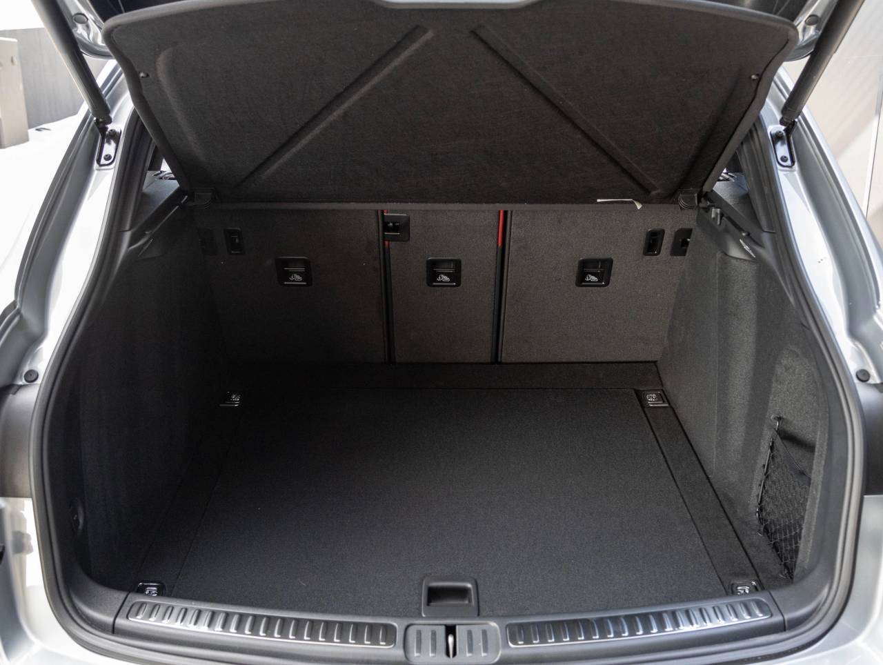 2025 Porsche Macan Macan S