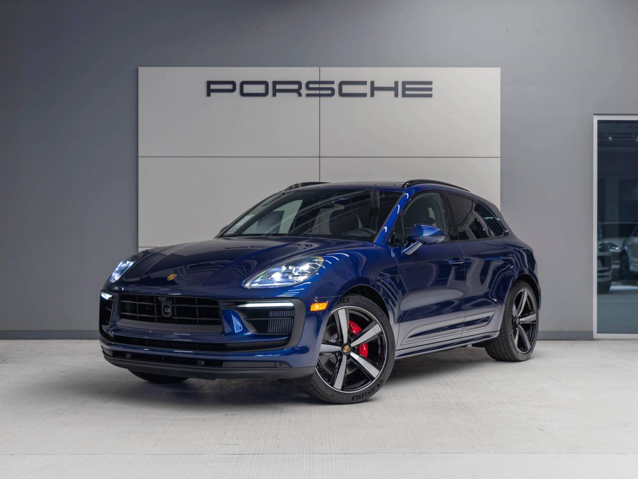 2025 Porsche Macan Macan S