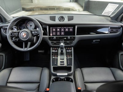 2025 Porsche Macan Macan S
