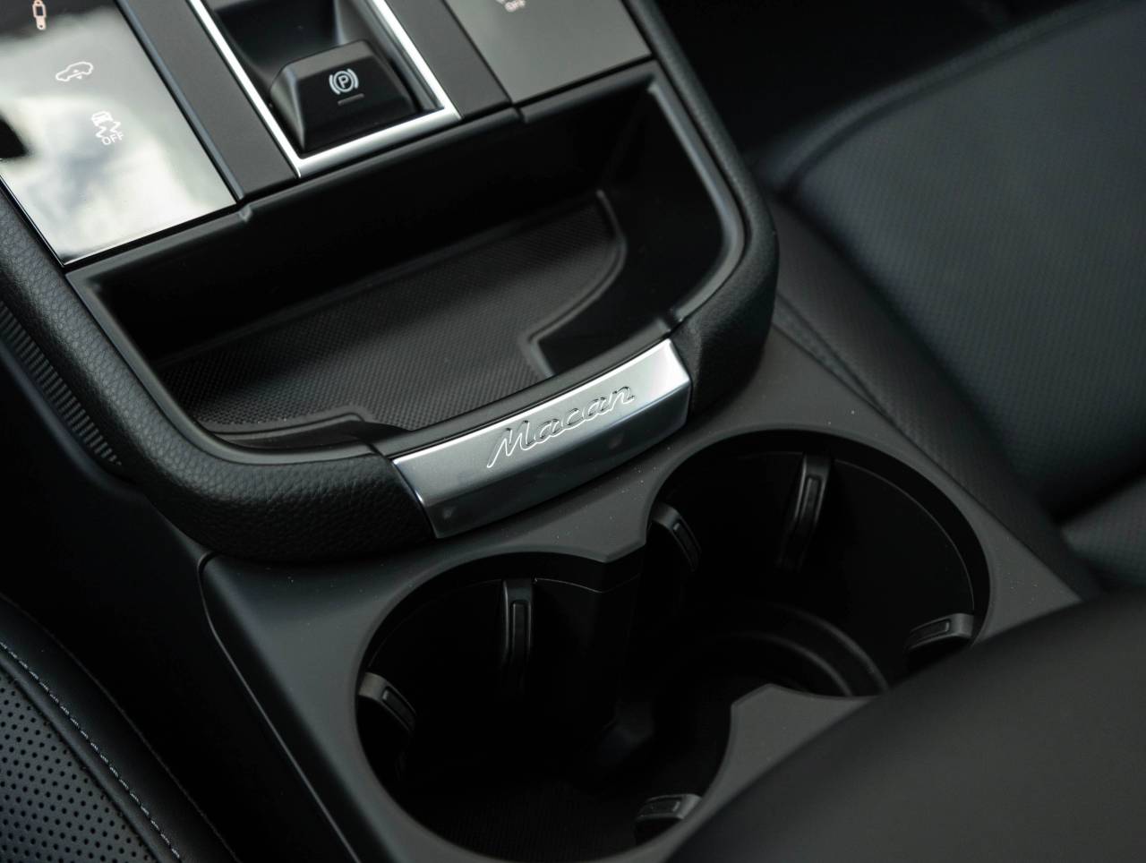 2025 Porsche Macan Macan S