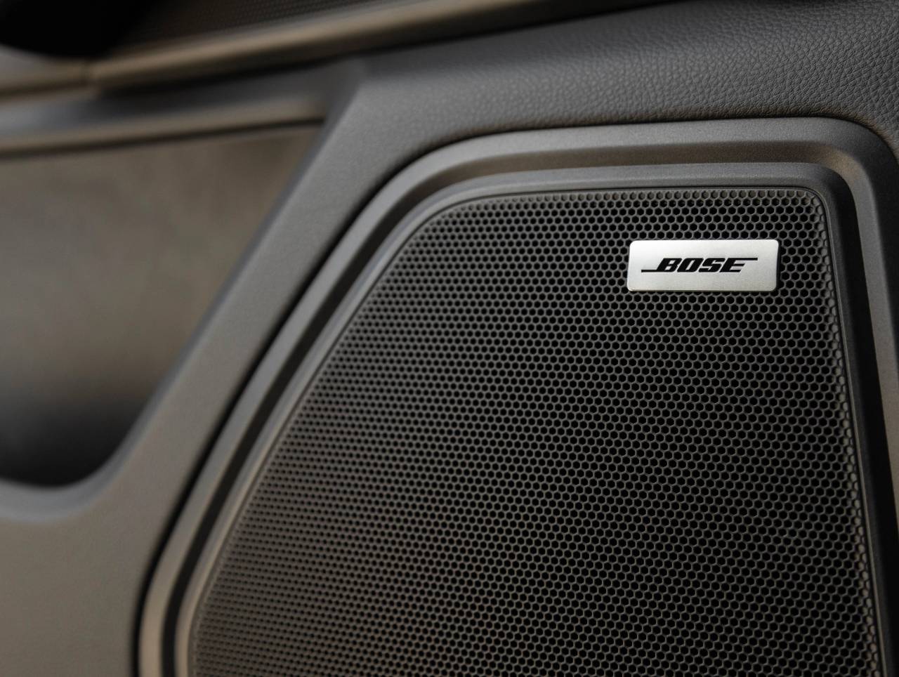 2025 Porsche Macan Macan S