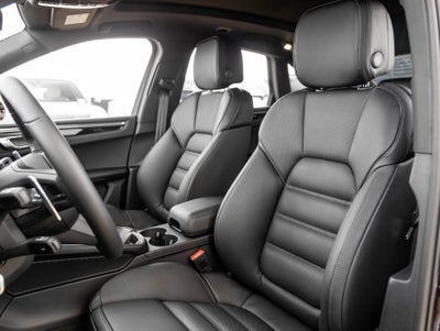 2026 Porsche Macan Macan S