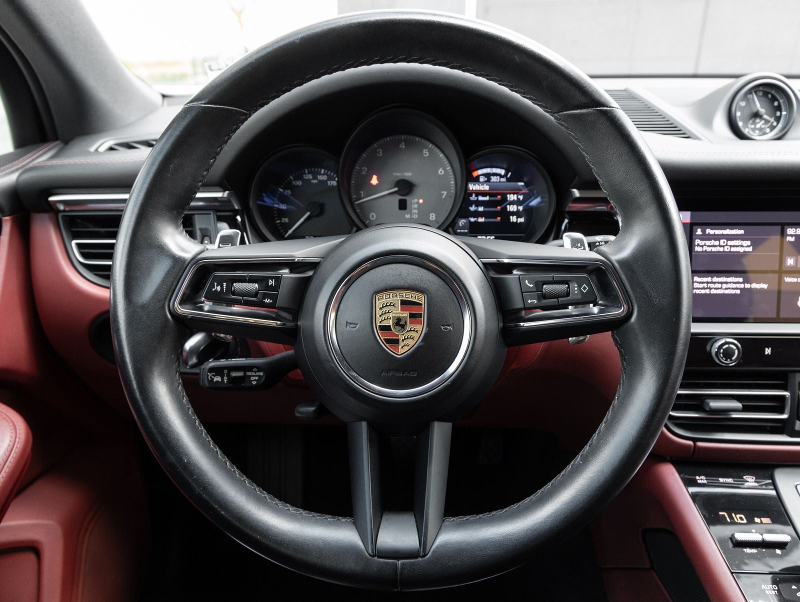 2023 Porsche Macan S