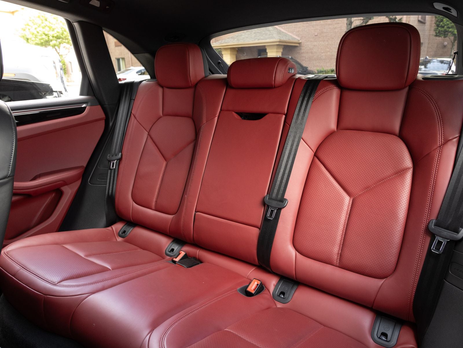 2023 Porsche Macan S