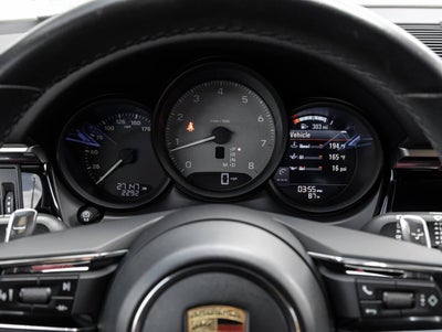 2023 Porsche Macan S