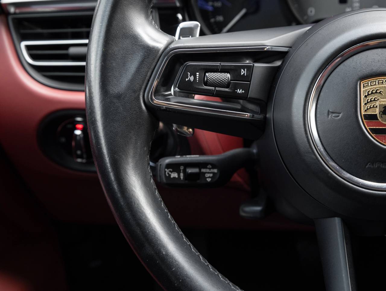 2023 Porsche Macan S