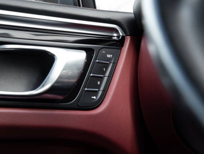 2023 Porsche Macan S