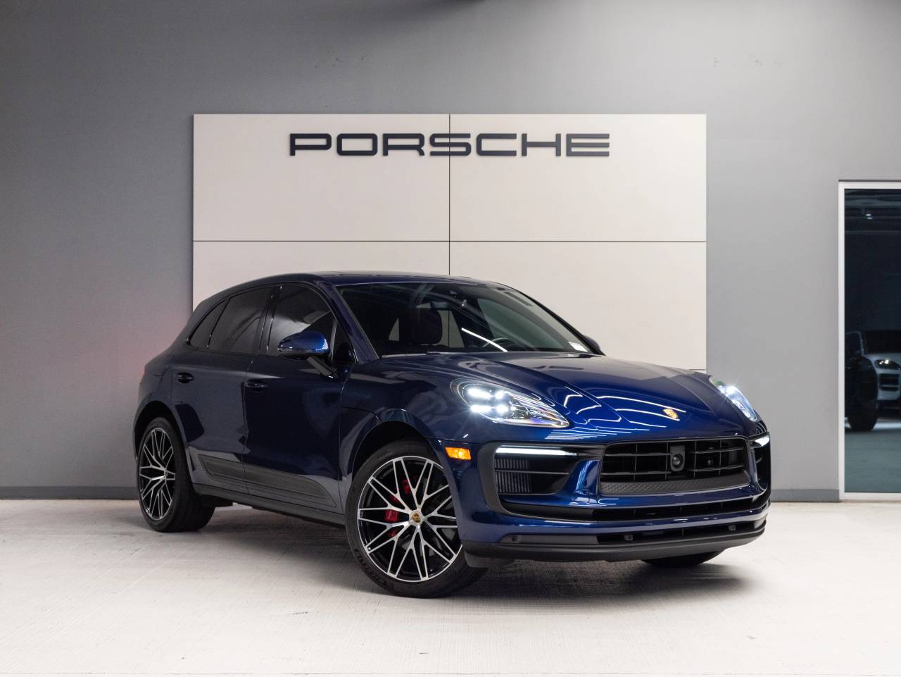 2023 Porsche Macan S