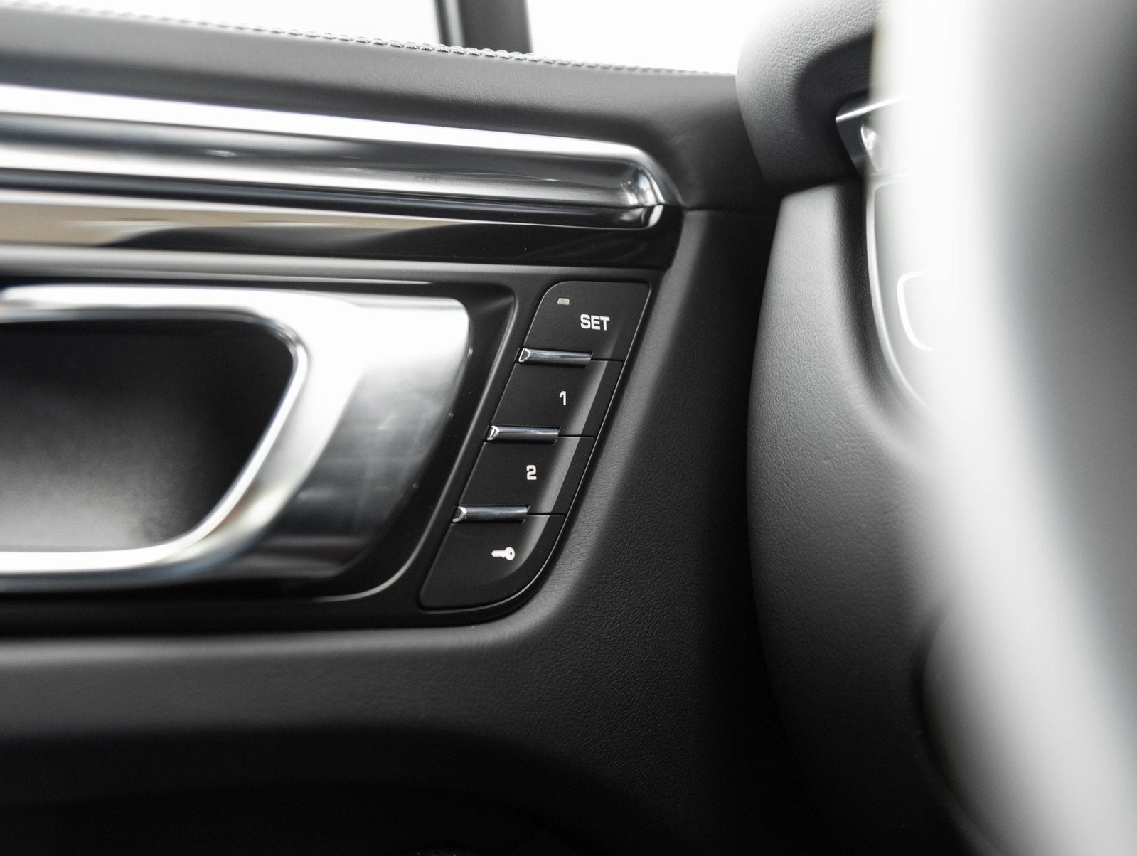 2026 Porsche Macan Macan S