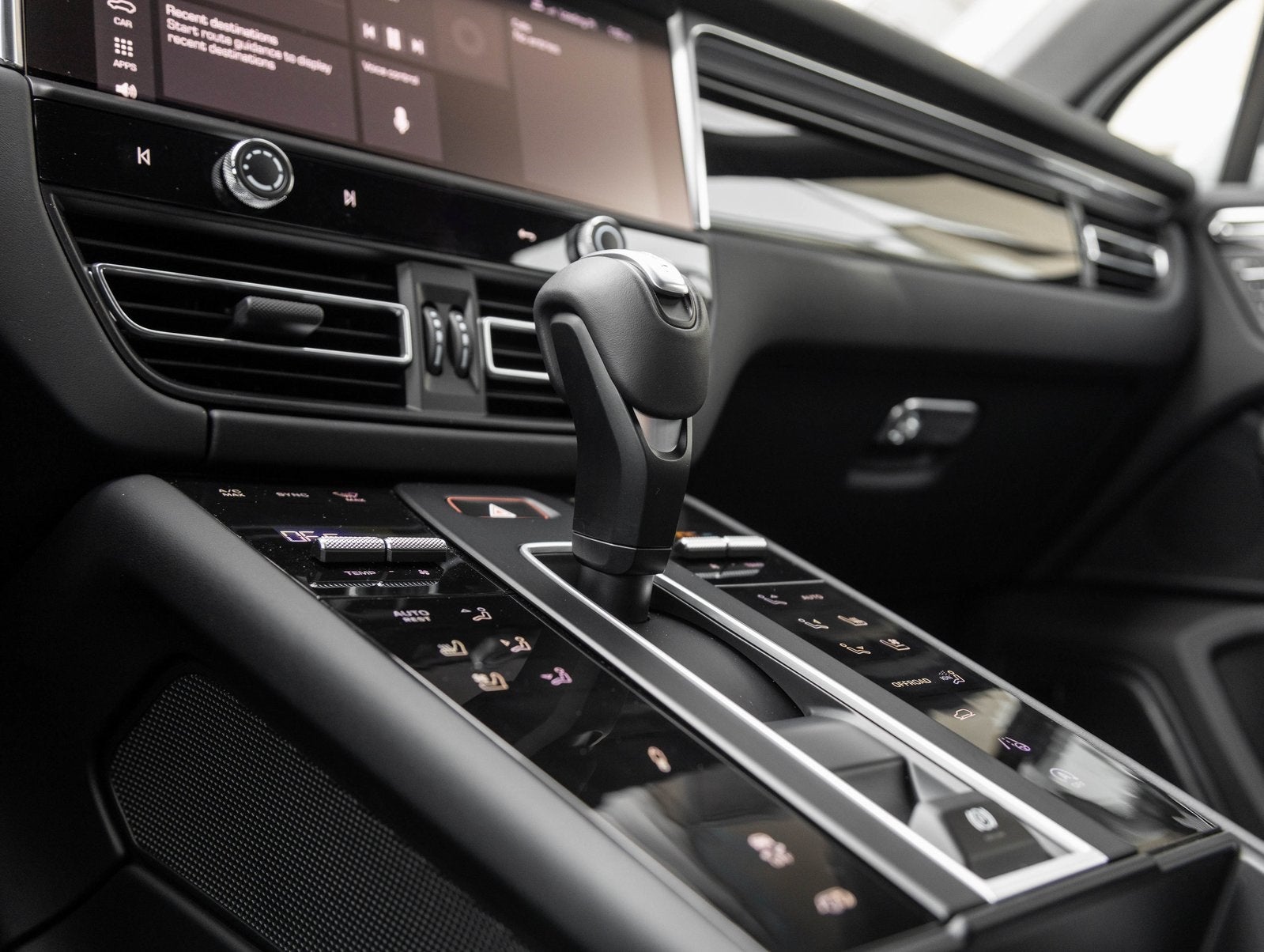 2026 Porsche Macan Macan S