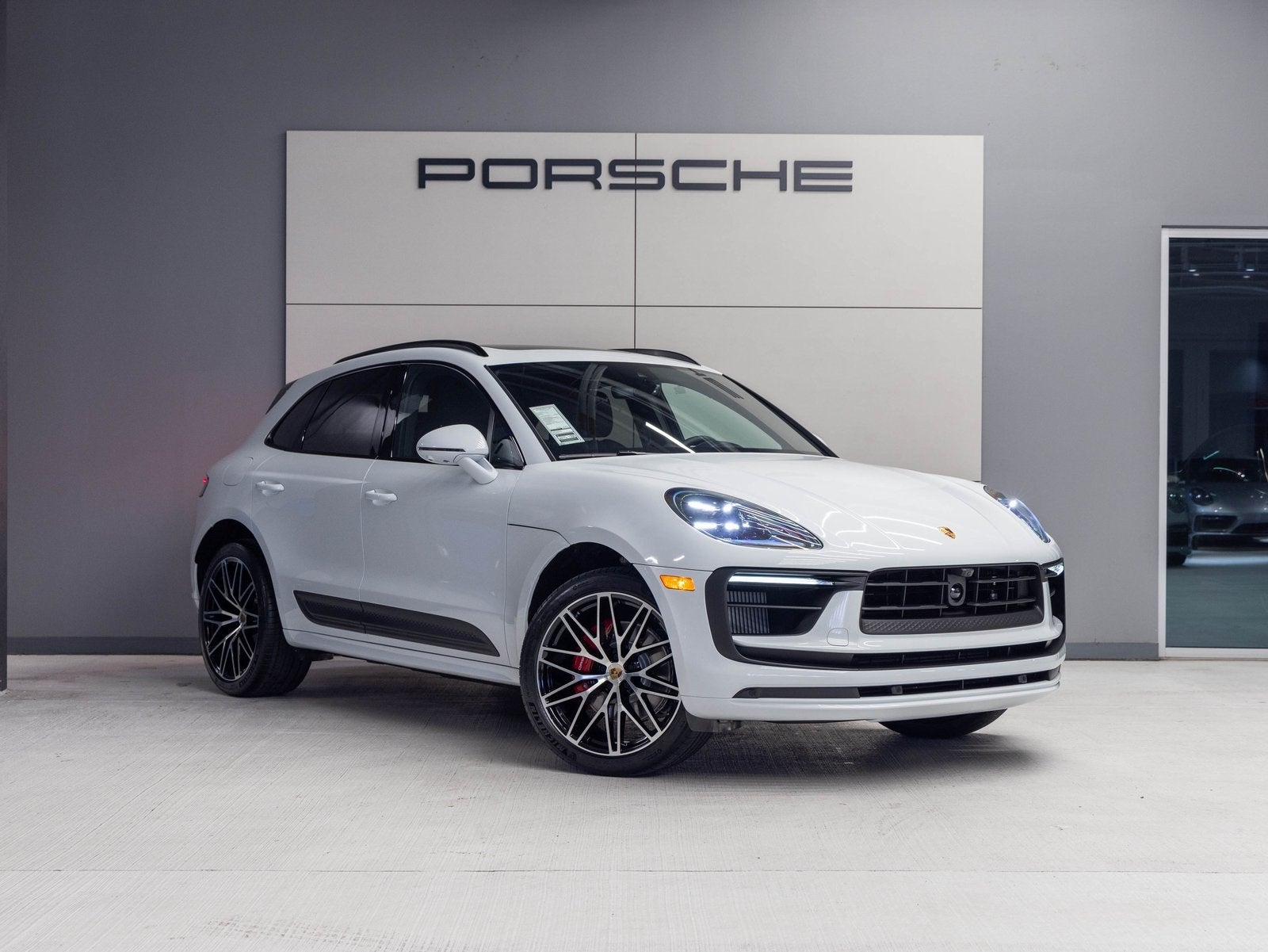 2026 Porsche Macan Macan S