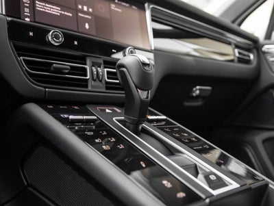 2026 Porsche Macan Macan S