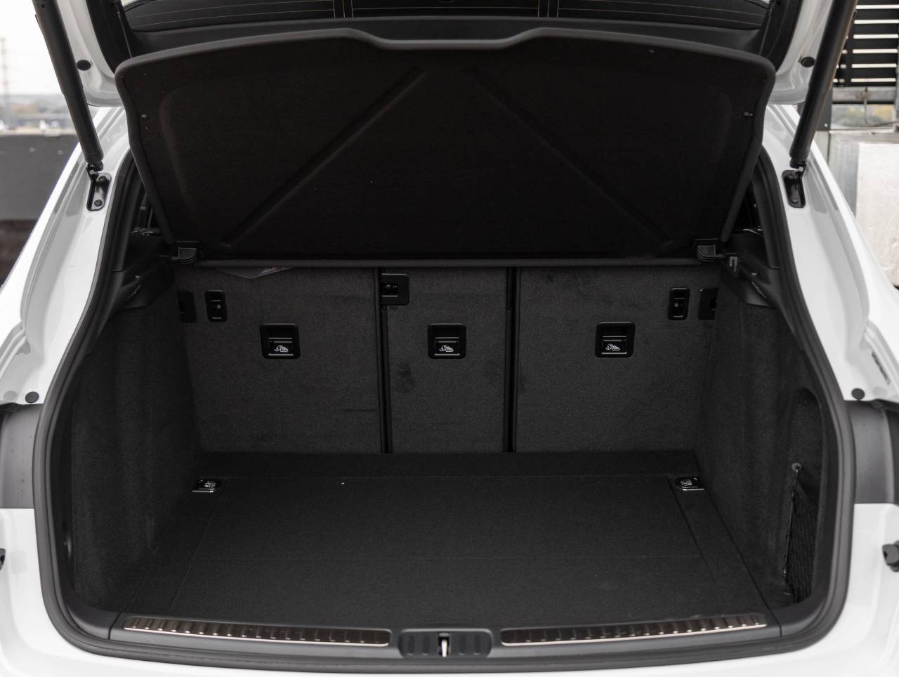 2026 Porsche Macan Macan S