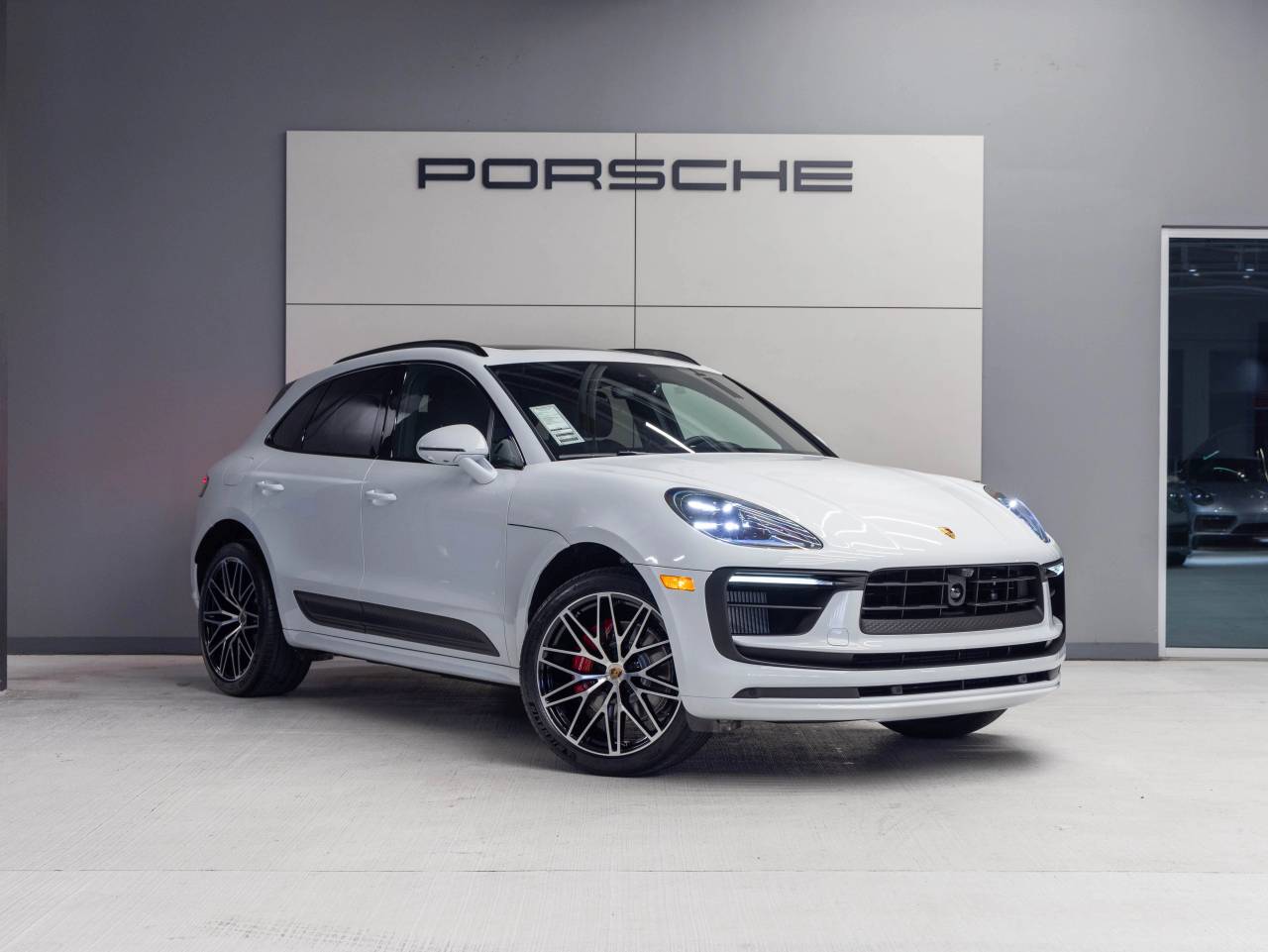 2026 Porsche Macan Macan S