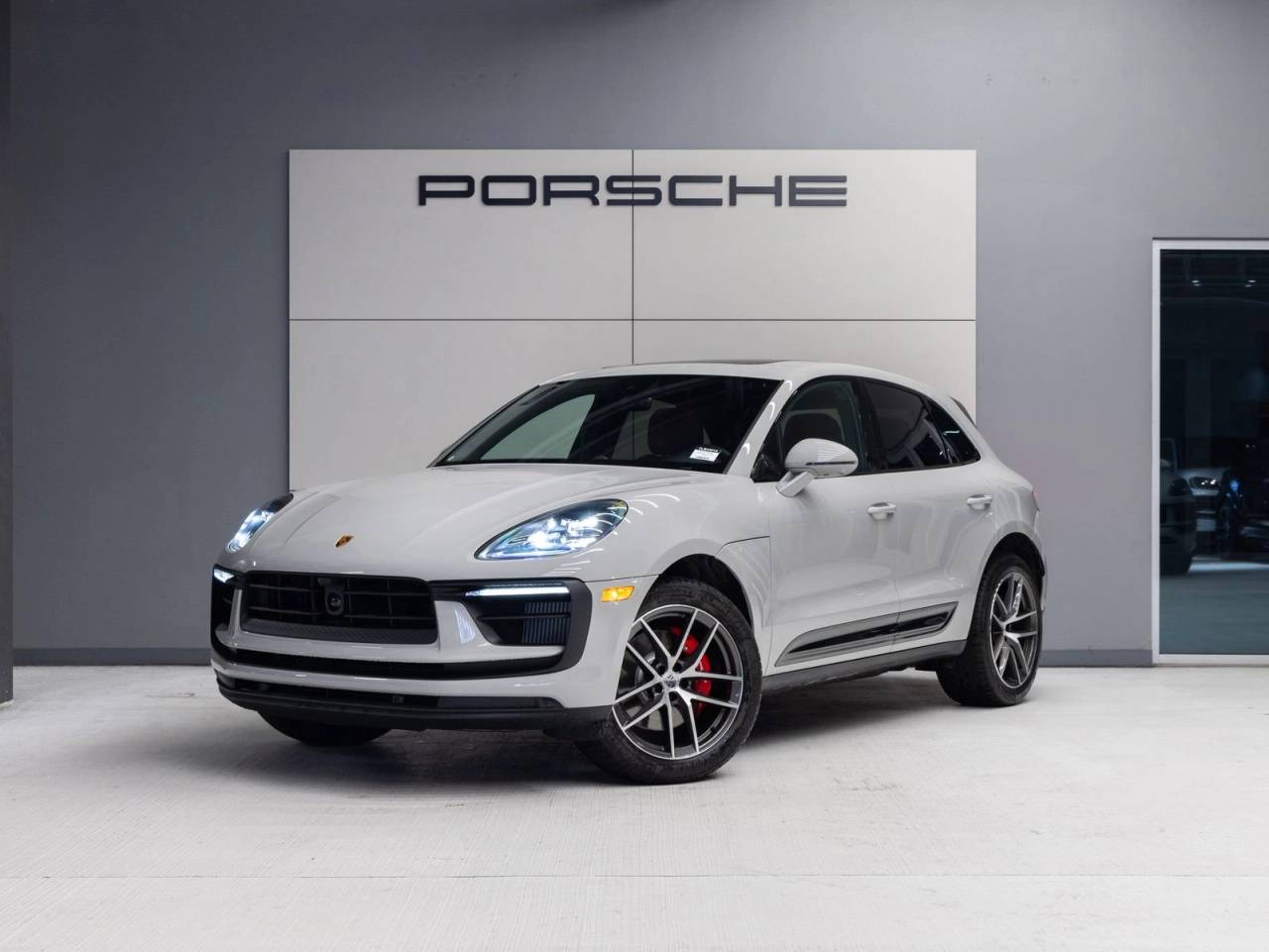 2026 Porsche Macan S