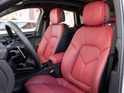 2026 Porsche Macan S