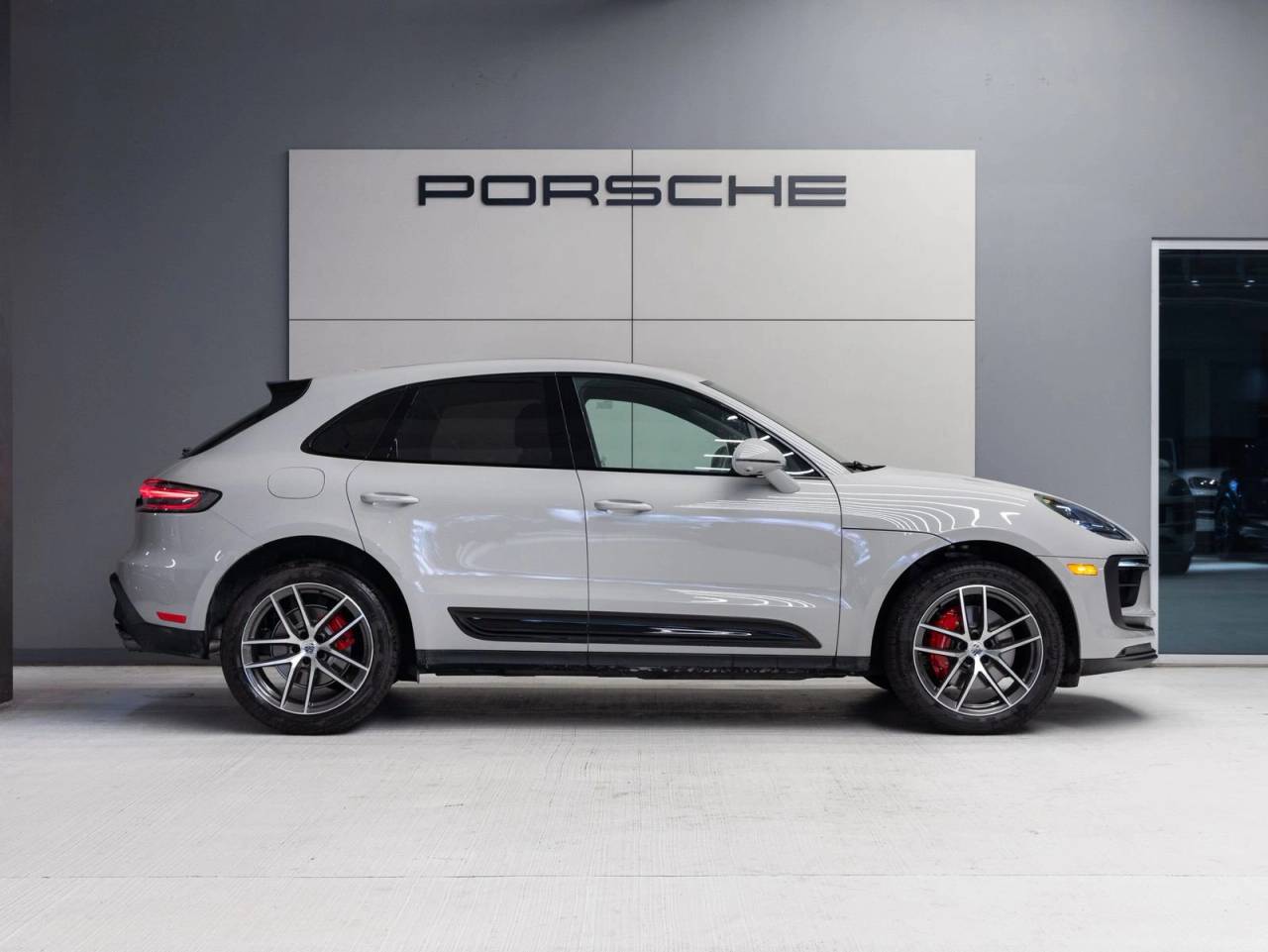 2026 Porsche Macan S