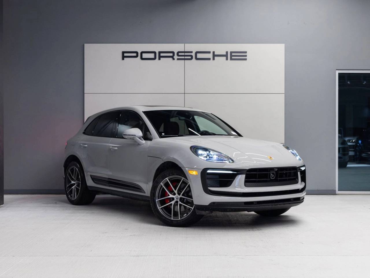 2026 Porsche Macan S