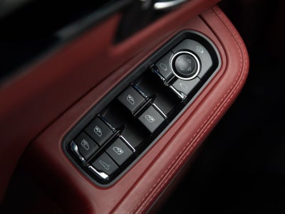2024 Porsche Macan Macan S (MY24)