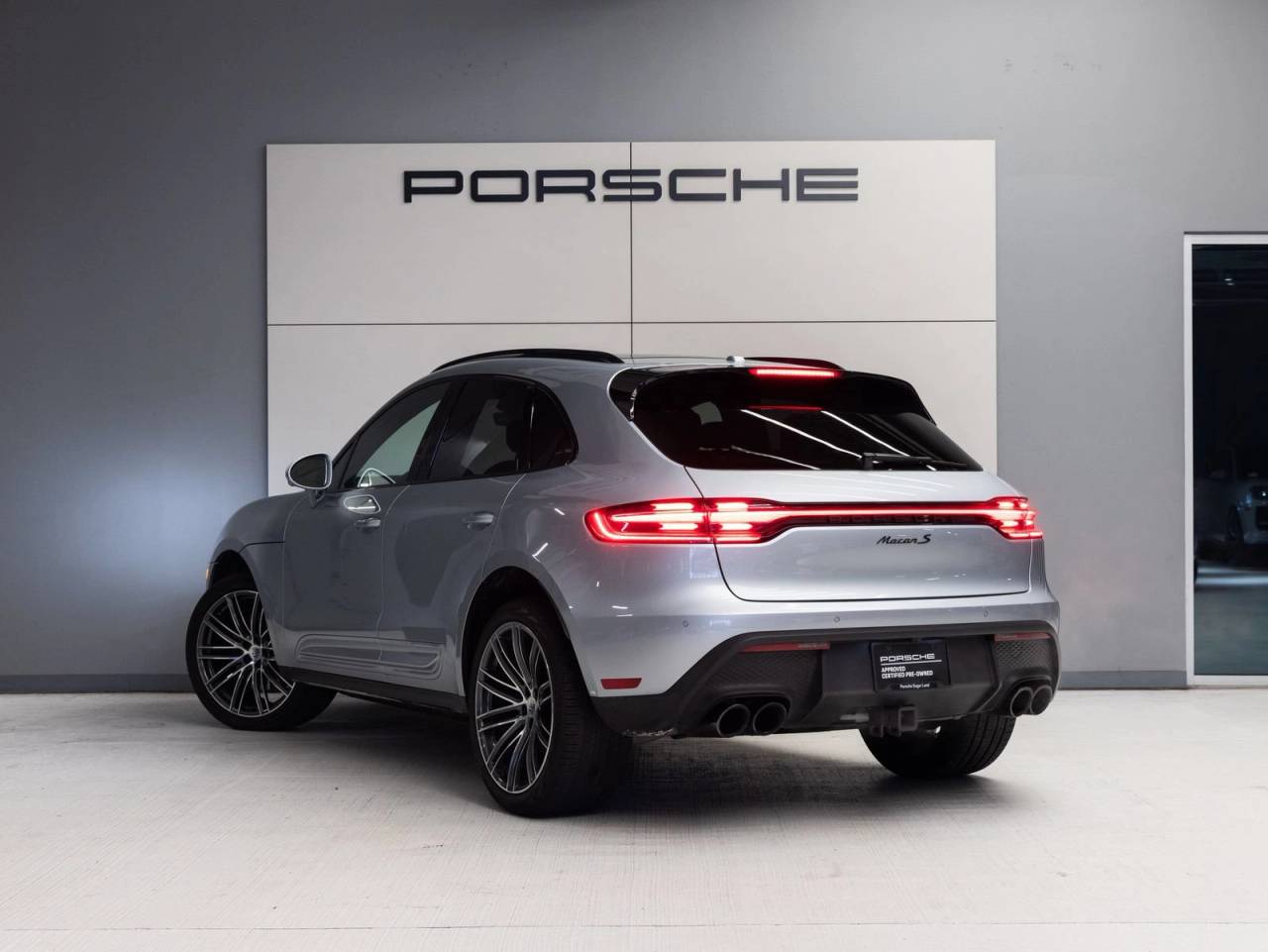 2024 Porsche Macan Macan S (MY24)