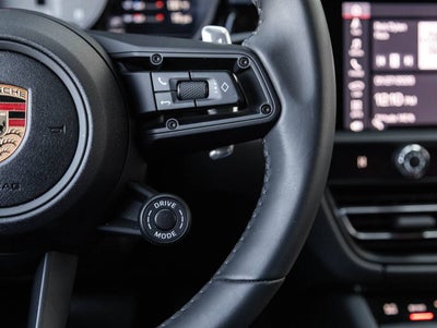 2025 Porsche Macan Macan S