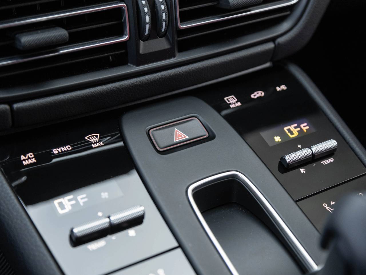 2025 Porsche Macan Macan S