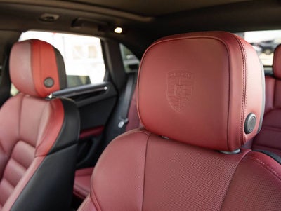 2025 Porsche Macan Macan S