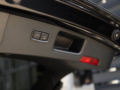 2025 Porsche Macan Macan S