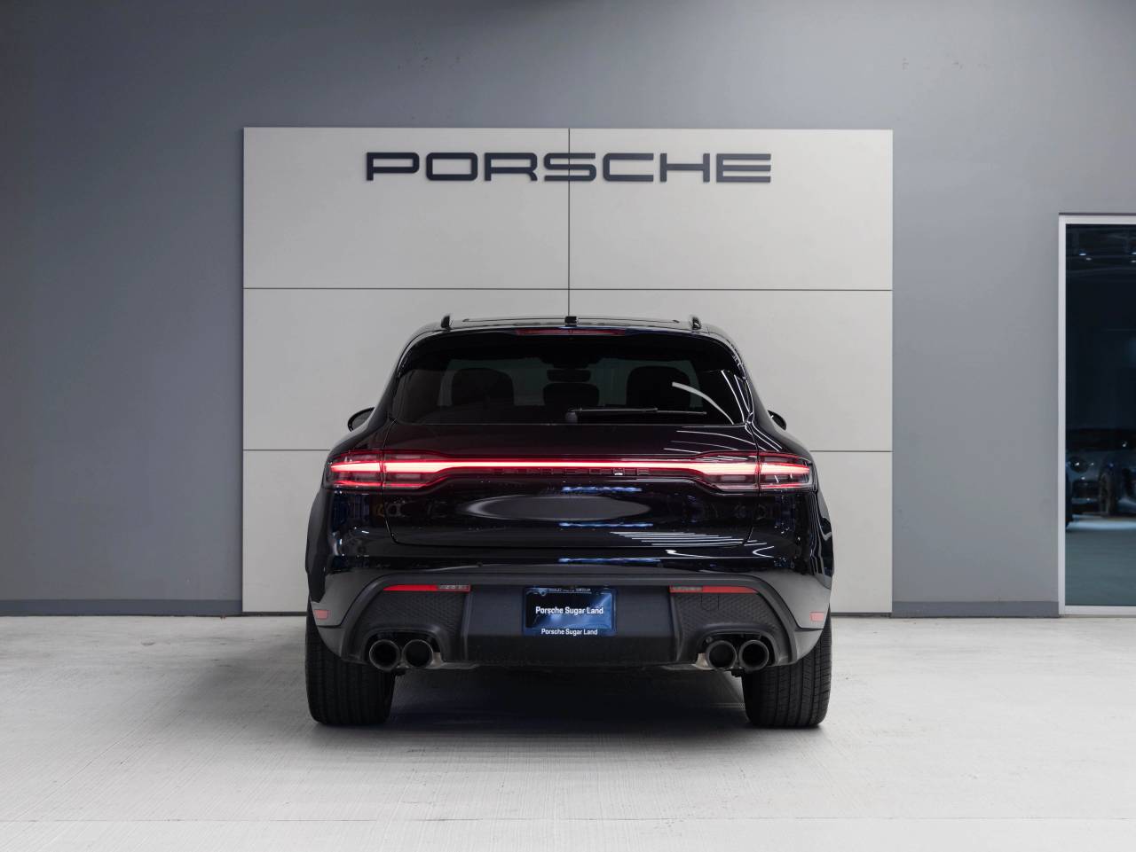 2025 Porsche Macan Macan S