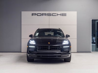 2026 Porsche Macan Macan S