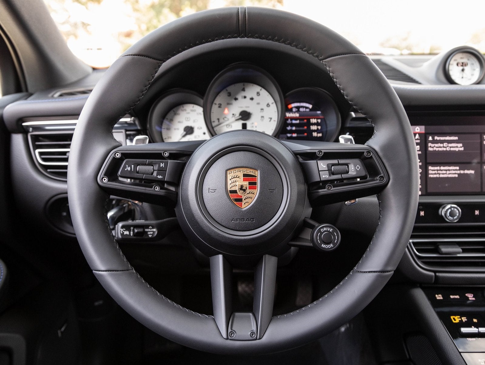 2026 Porsche Macan Macan S