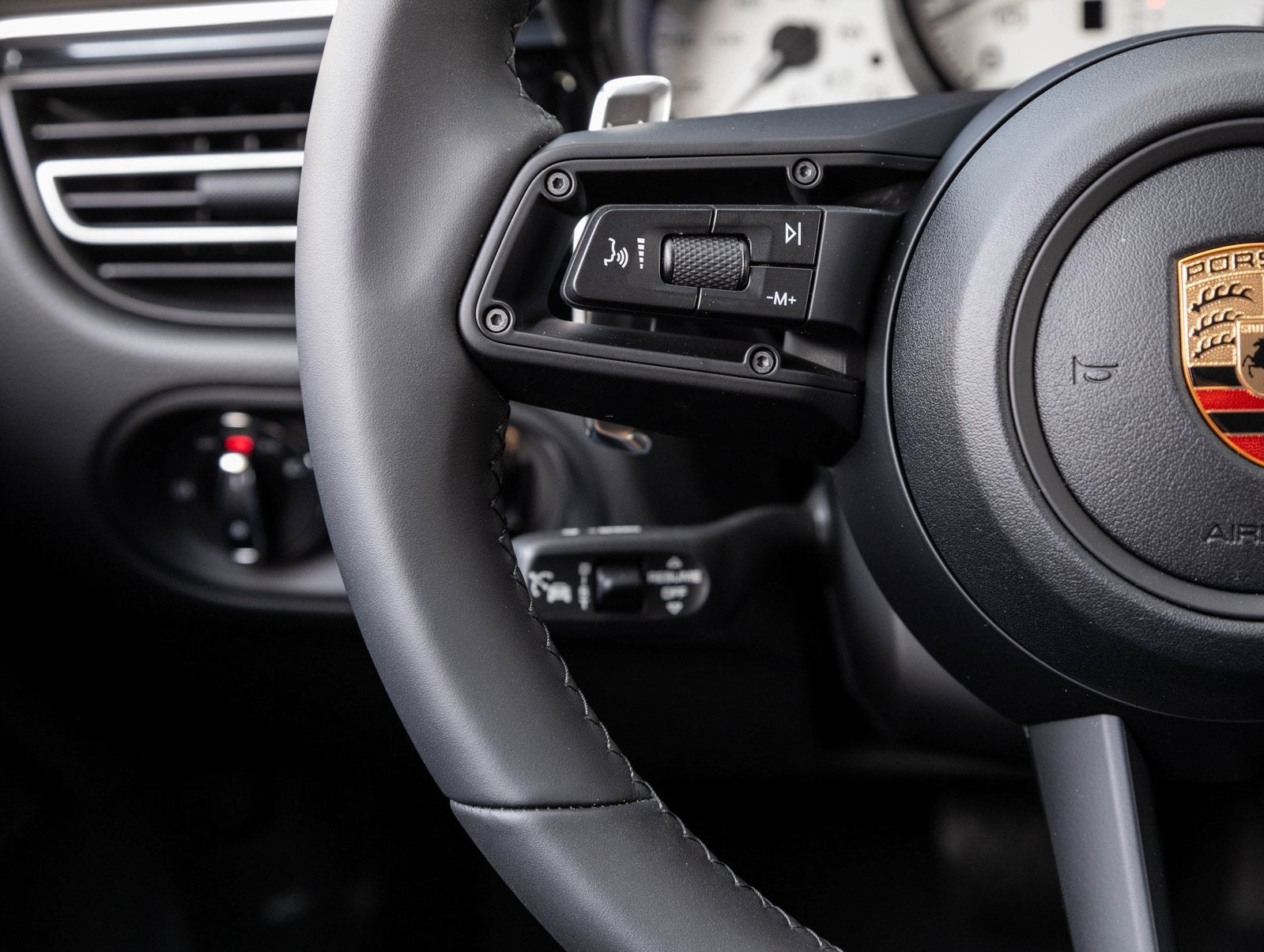 2026 Porsche Macan Macan S