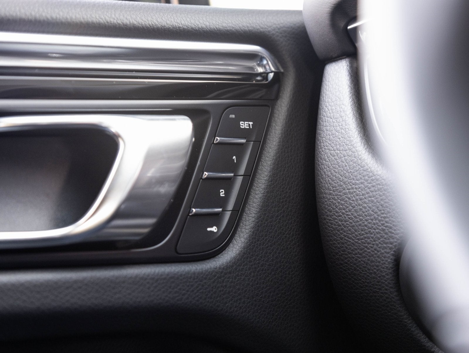 2026 Porsche Macan Macan S